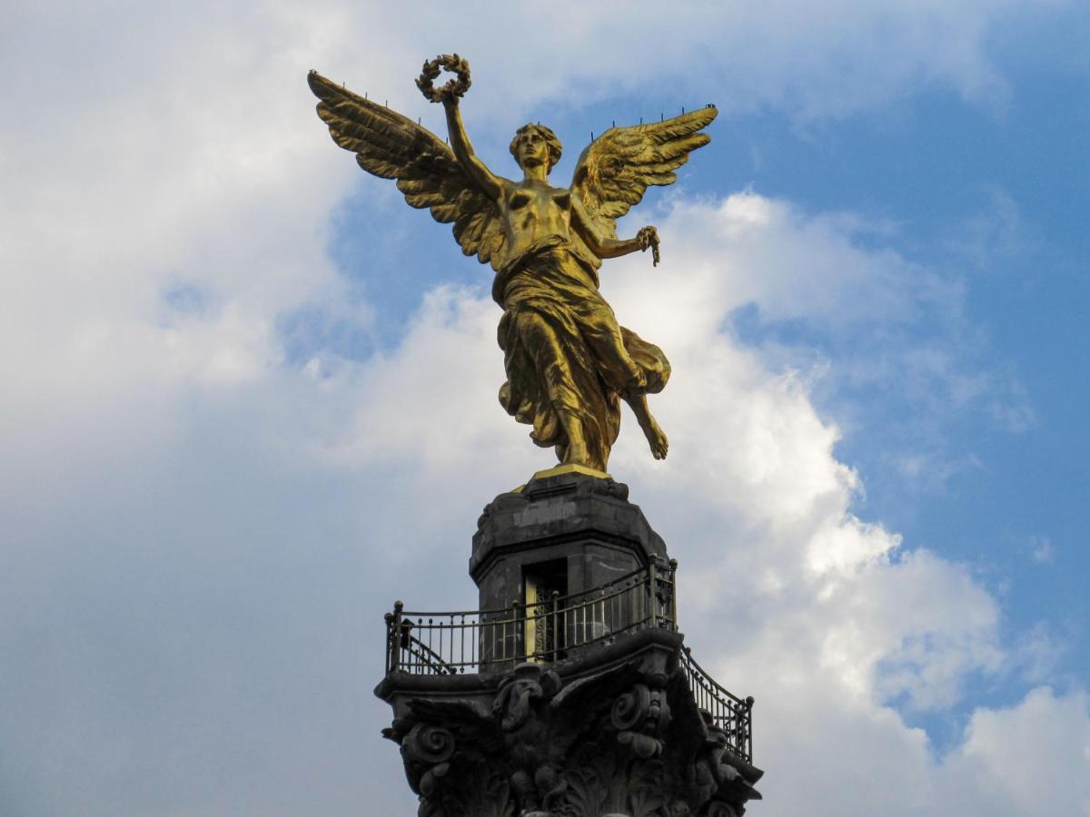 ยูโรสตาร์ โซนา โรซา สวีท Hotel เม็กซิโกซิตี้ ภายนอก รูปภาพ Angel of Independence