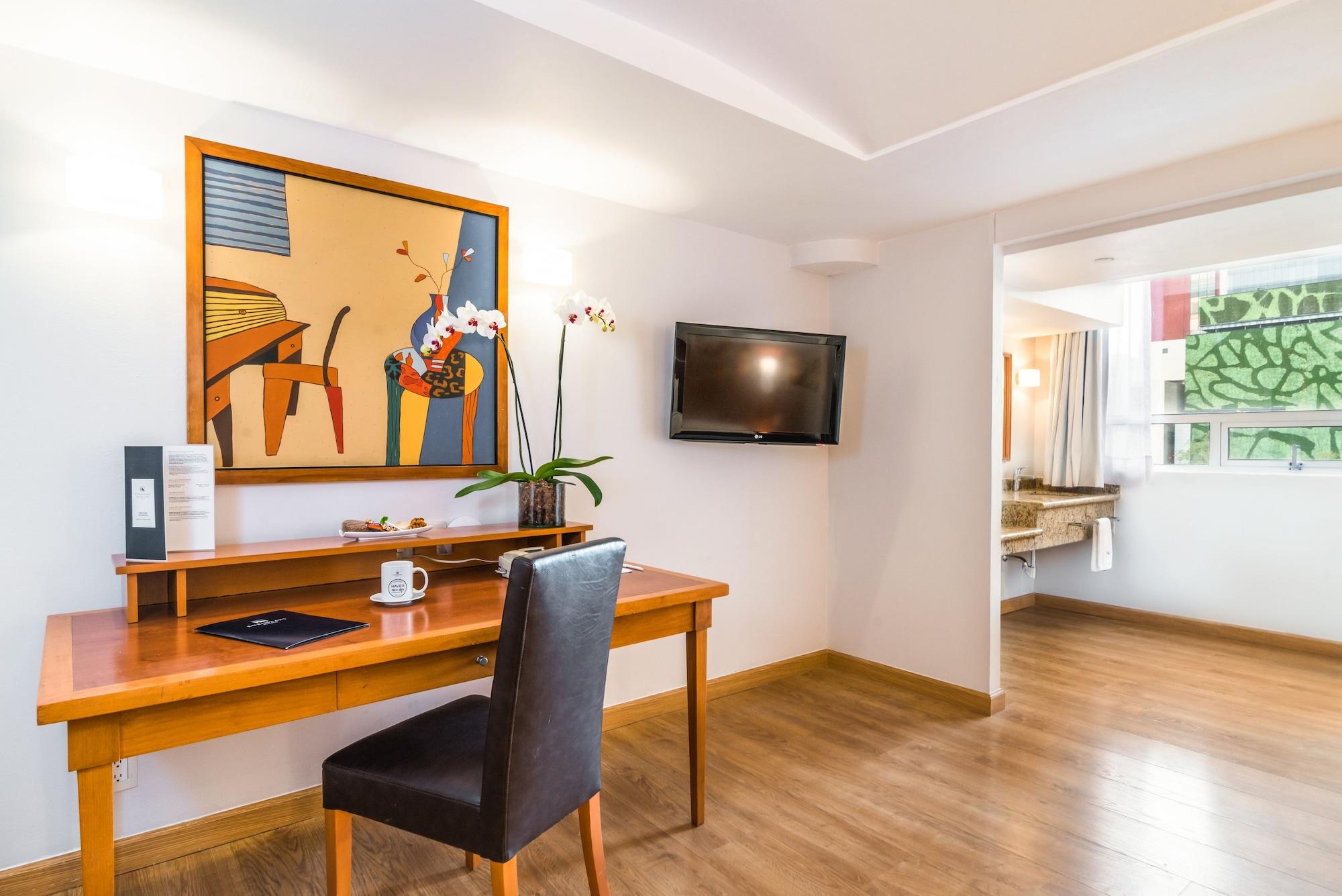 ยูโรสตาร์ โซนา โรซา สวีท Hotel เม็กซิโกซิตี้ ภายนอก รูปภาพ A room at the hotel