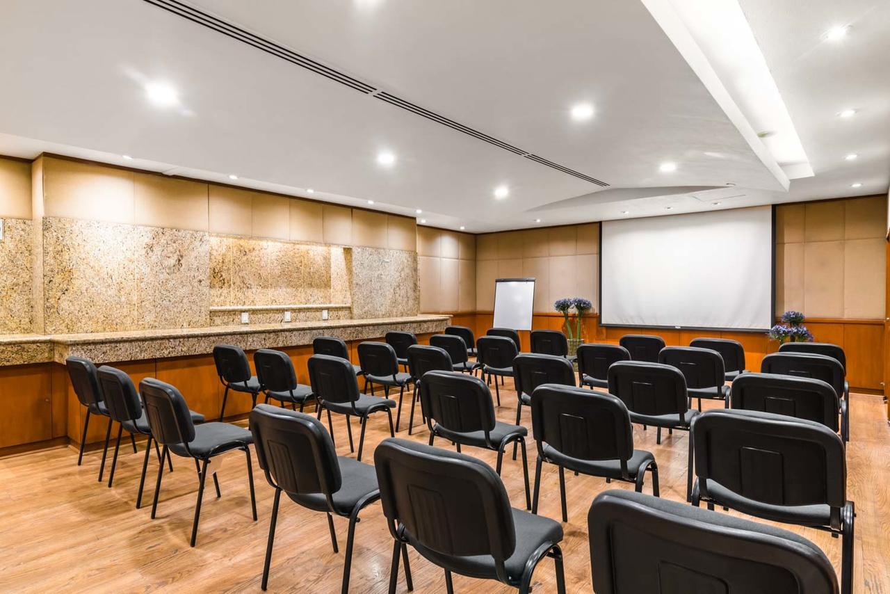 ยูโรสตาร์ โซนา โรซา สวีท Hotel เม็กซิโกซิตี้ ภายนอก รูปภาพ Meeting room